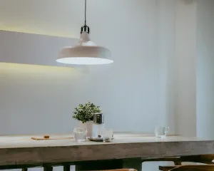 Jakie łóżko wybrać do kawalerki?